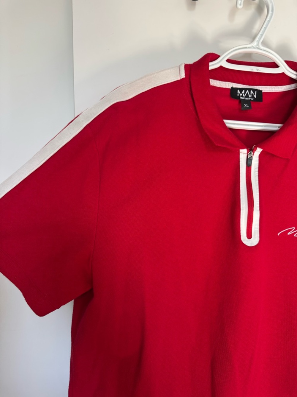 BoohooMAN Red Polo with White Zip Trim